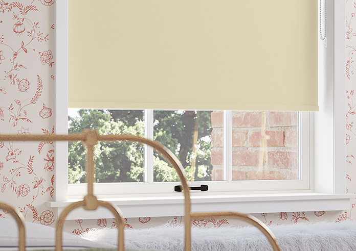 Rimini (Blackout), Ecru - Roller Blind - Image 5